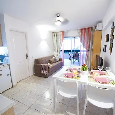 Hovima Luxury 아파트 아데제