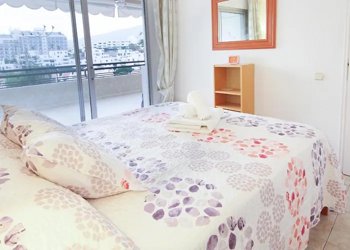 Hovima Luxury 阿德耶